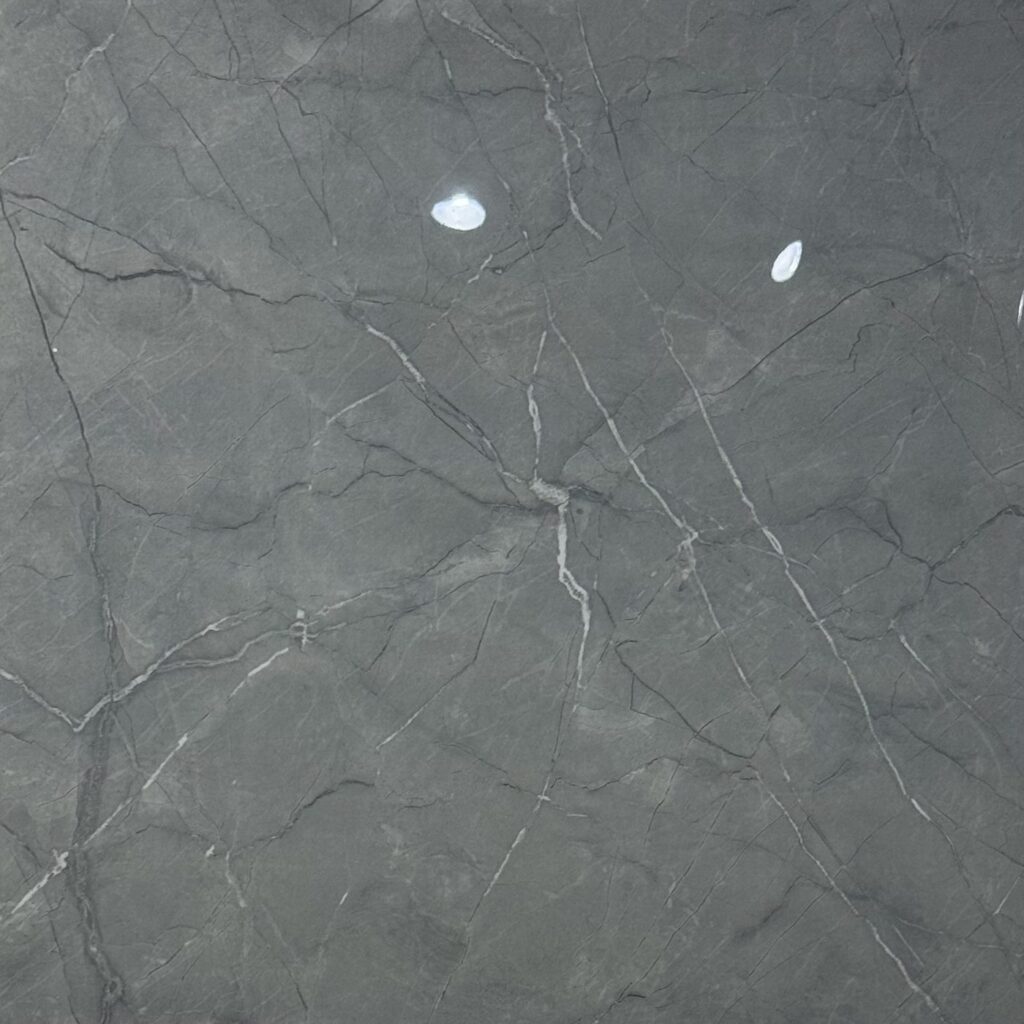 Smoke Grey · 60x60