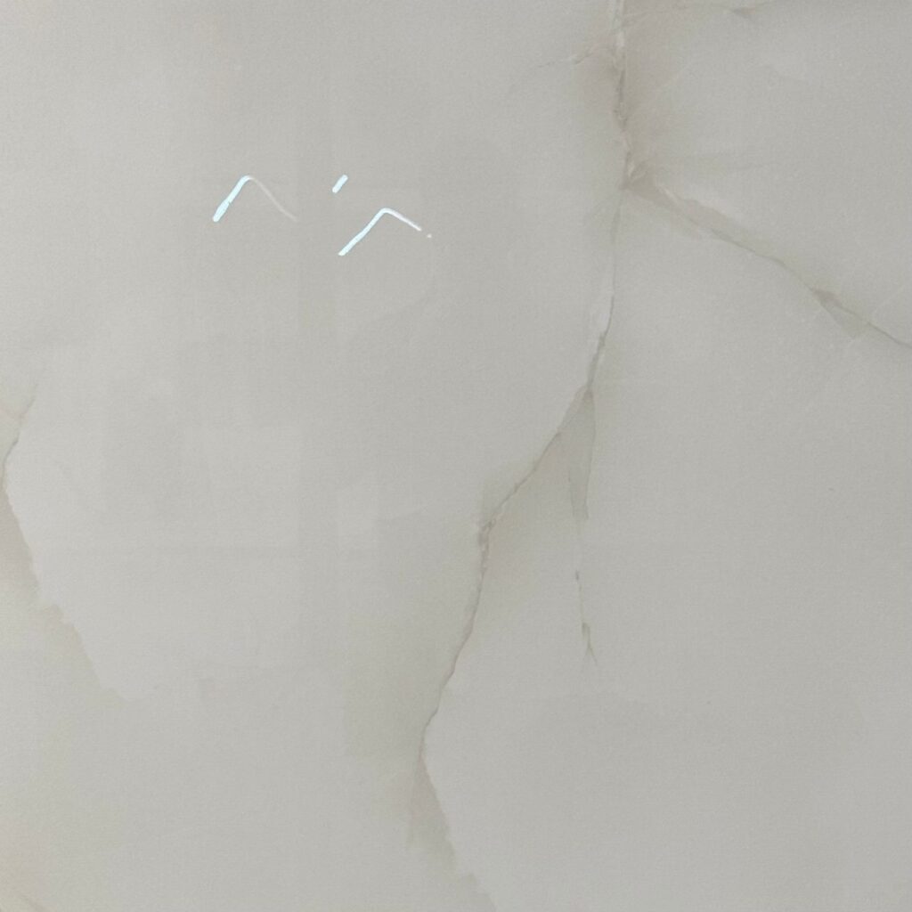 Alba Onyx · 80x80